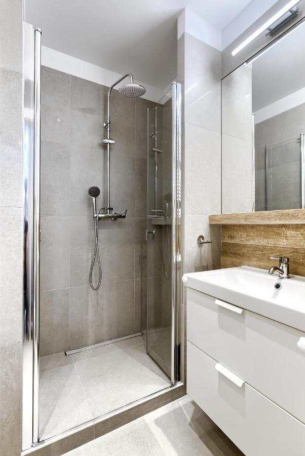 City Centre Modern Apartment Poznan Free Parking ภายนอก รูปภาพ